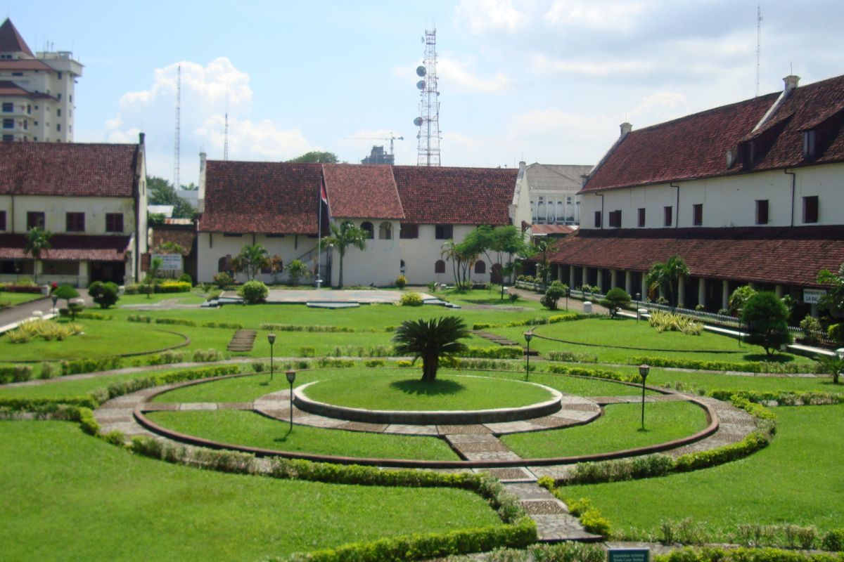 Situasi di Fort Rotterdam.jpg