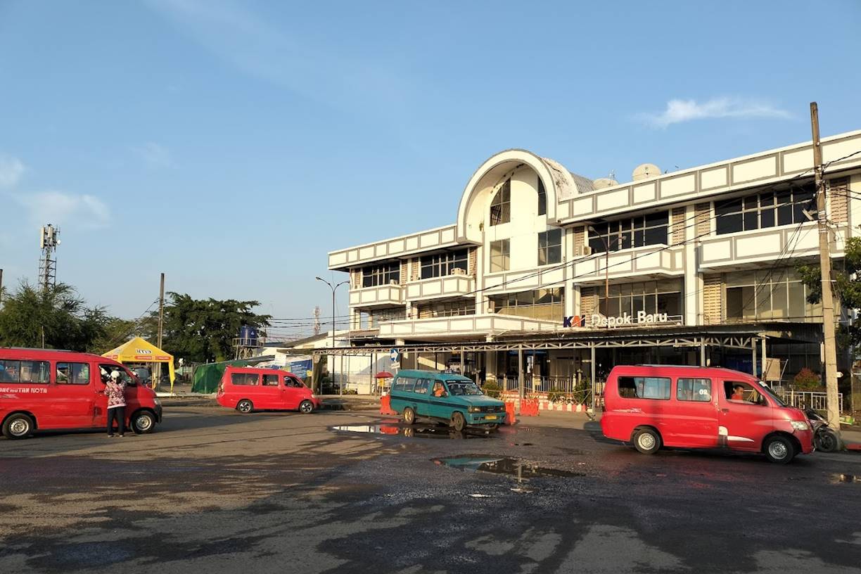 Stasiun Depok Baru.jpg