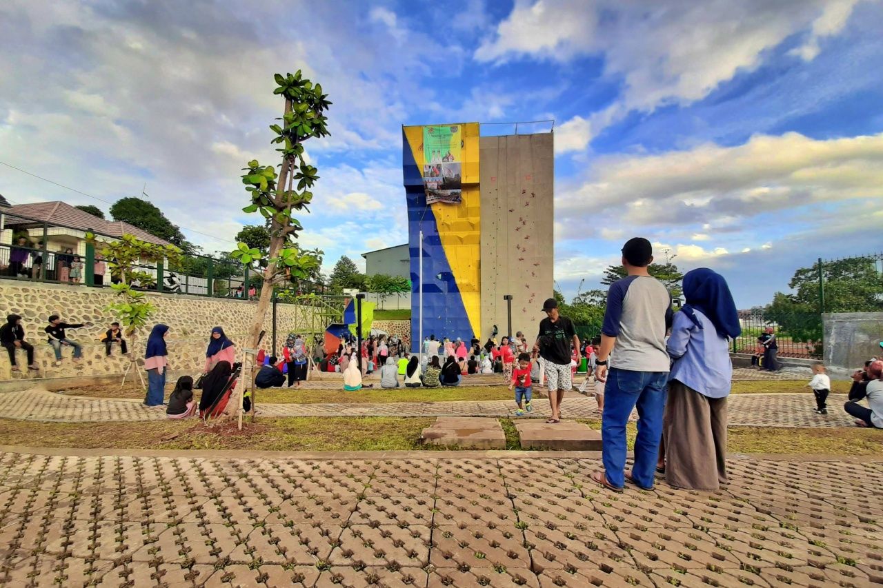 Taman Alun-alun Depok.jpg