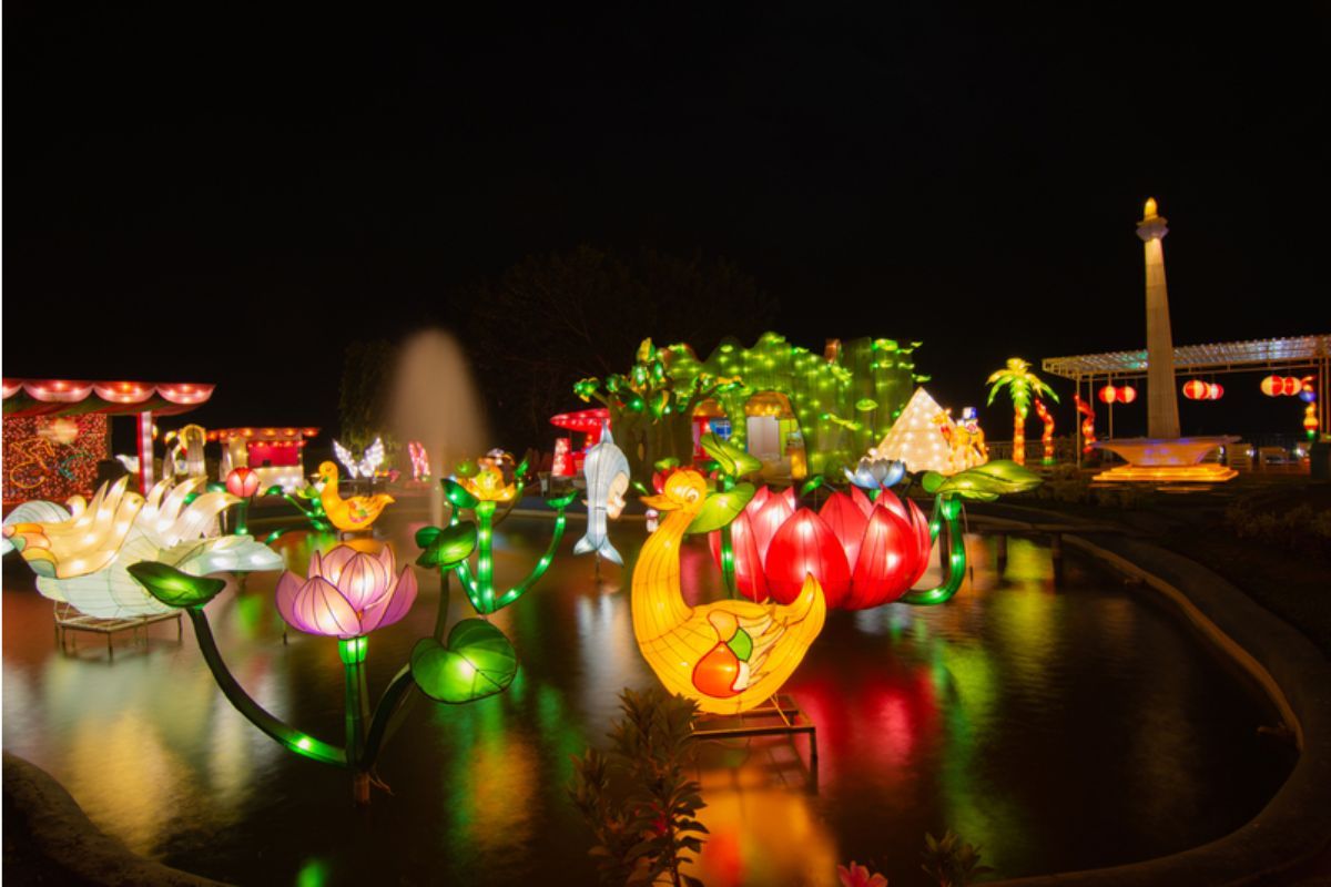 Taman Lampion di BNS Malang.jpg