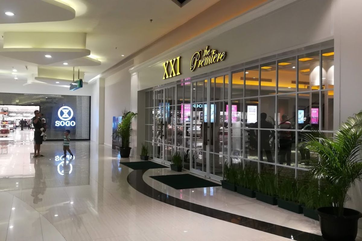 Tampak depan XXI Pentacity Balikpapan.jpg