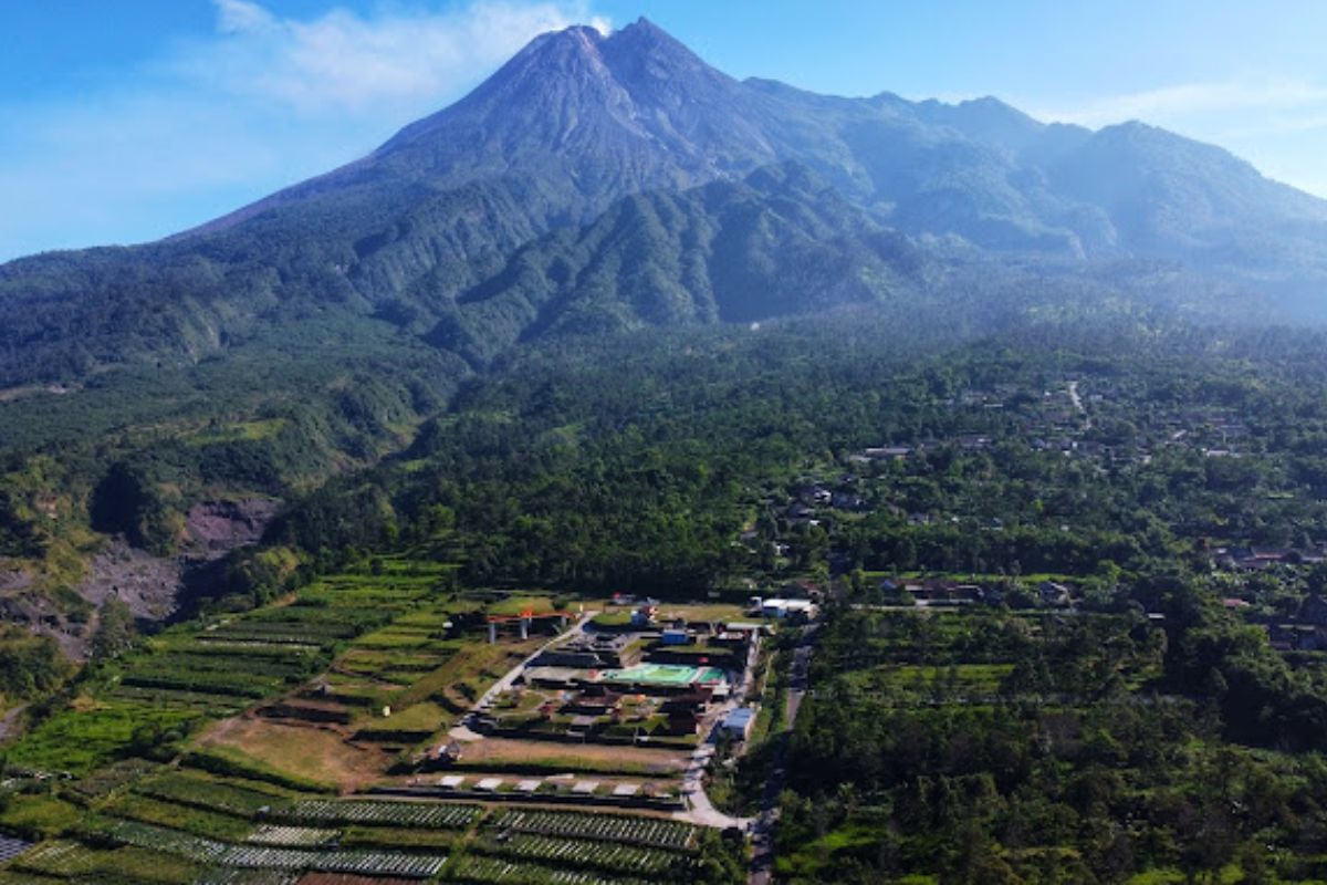 Teras Merapi, Wisata Alam di Kaki Gunung