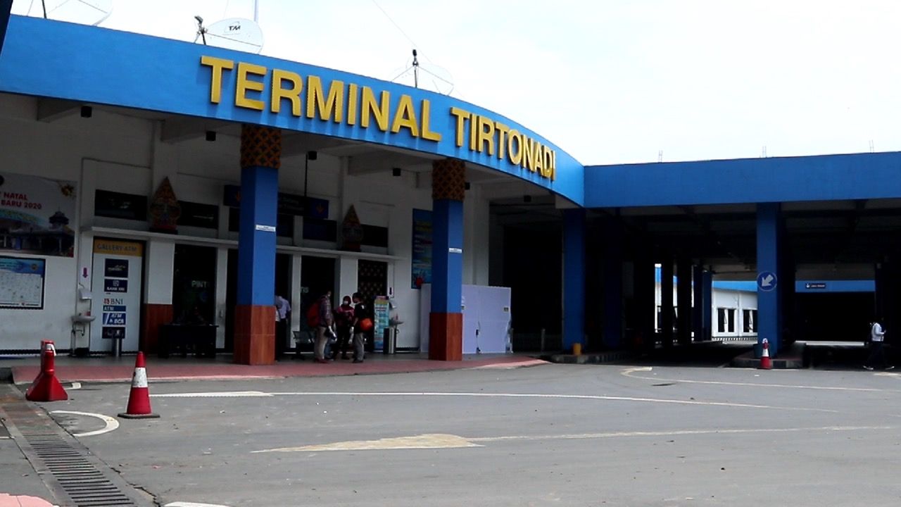 Terminal Tirtonadi Solo