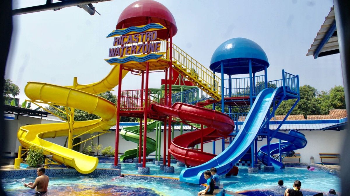 Tersedia Wahana Seluncuran.jpeg