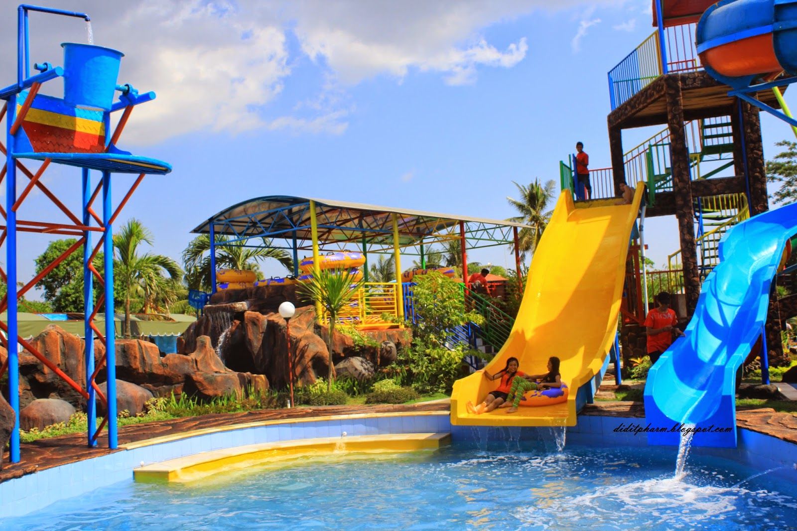 Water Slide Super Bowl.JPG