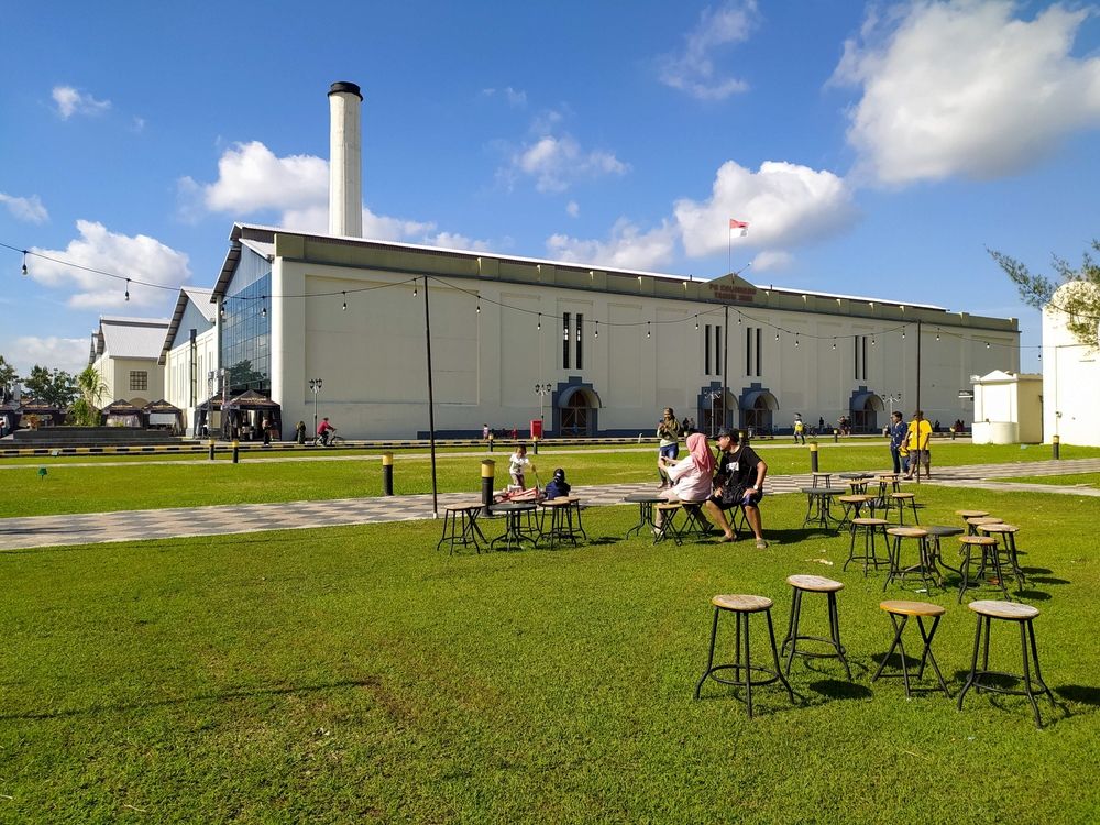 aktivitas dan wahana de tjolomadoe.jpg