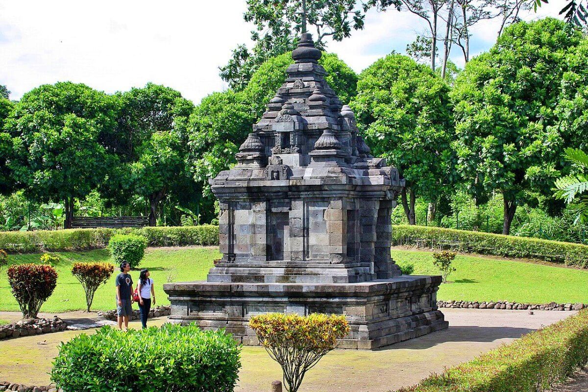 candi gebang