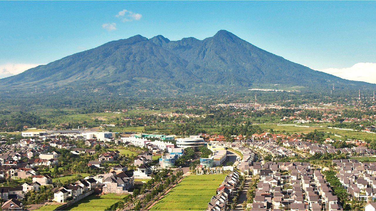 gunung salak.jpg
