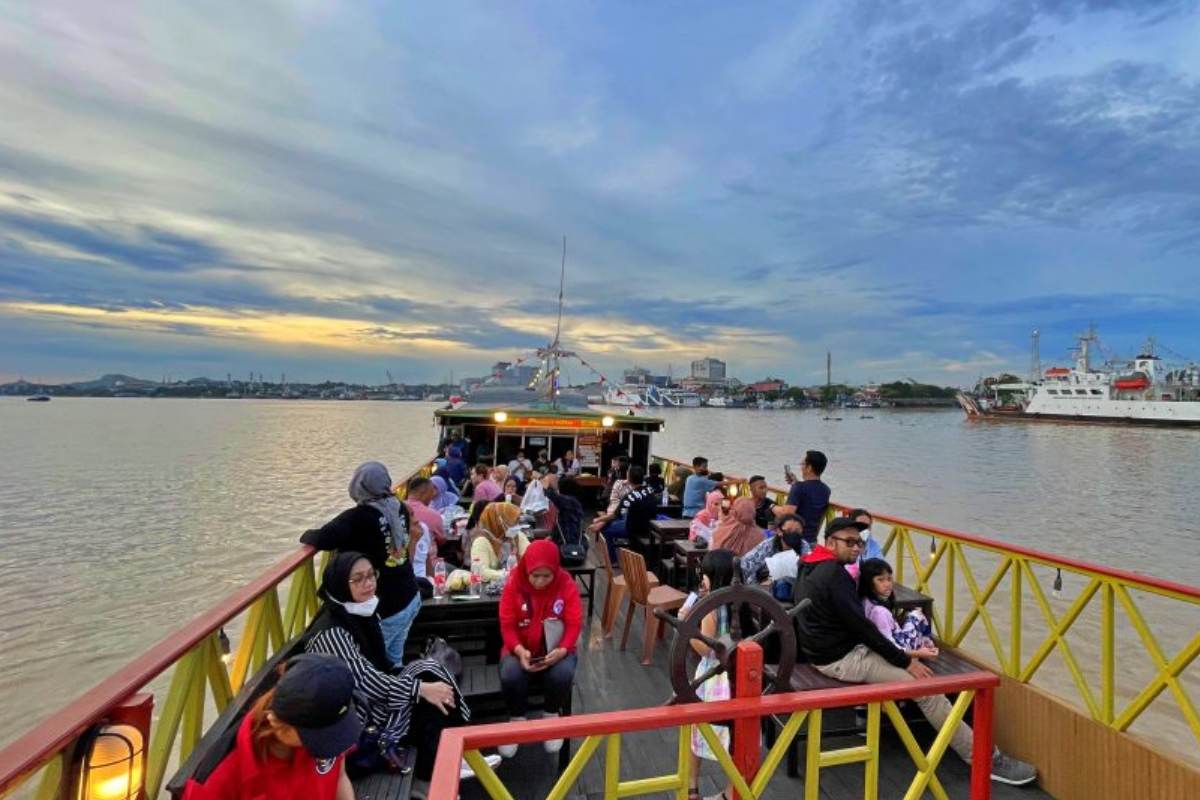 jadwal kapal wisata sungai mahakam.jpg