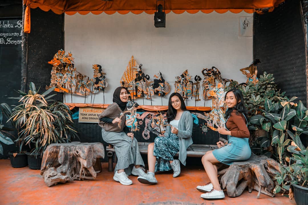 kampung batik di semarang.jpg