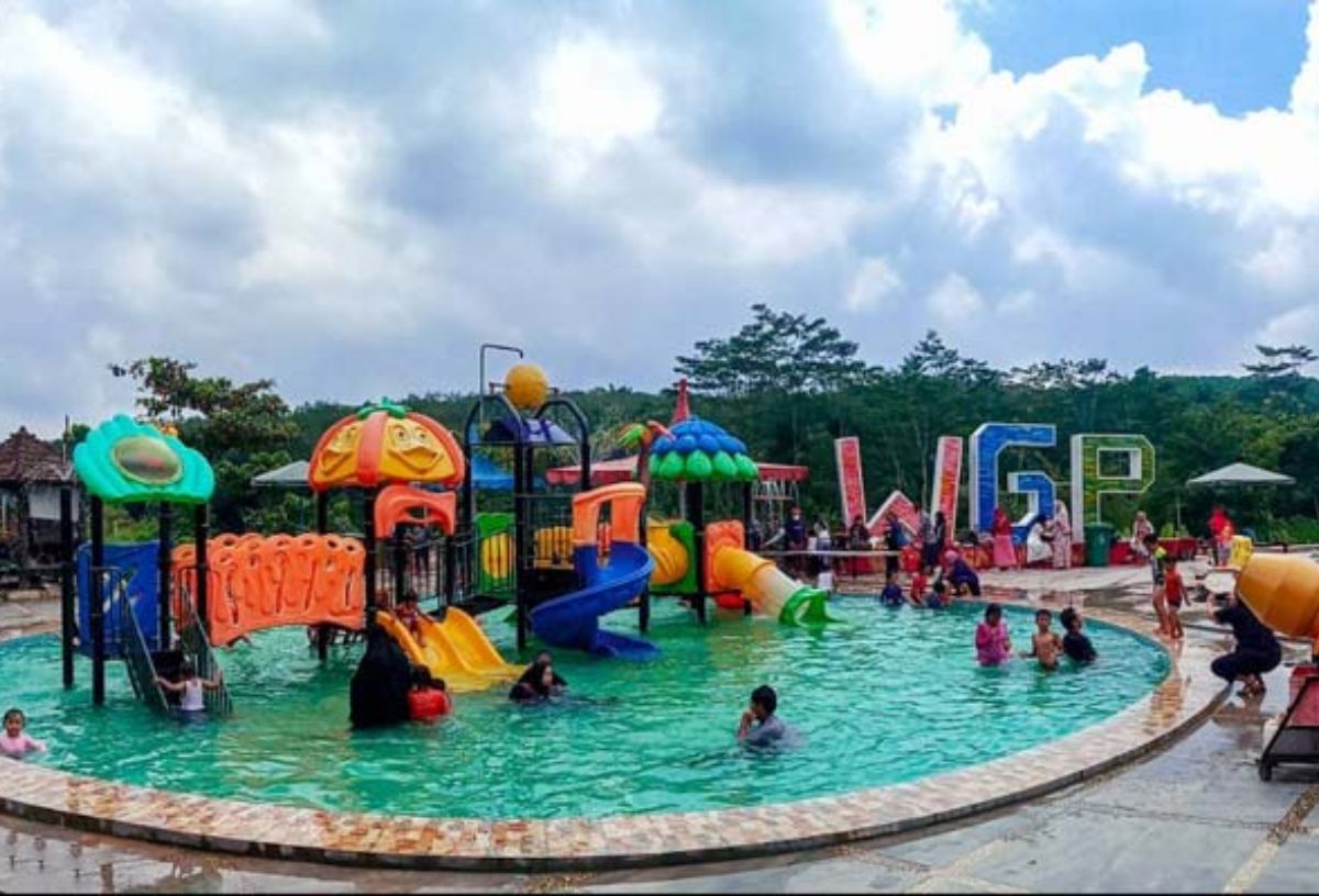 kolam renang (10).jpg