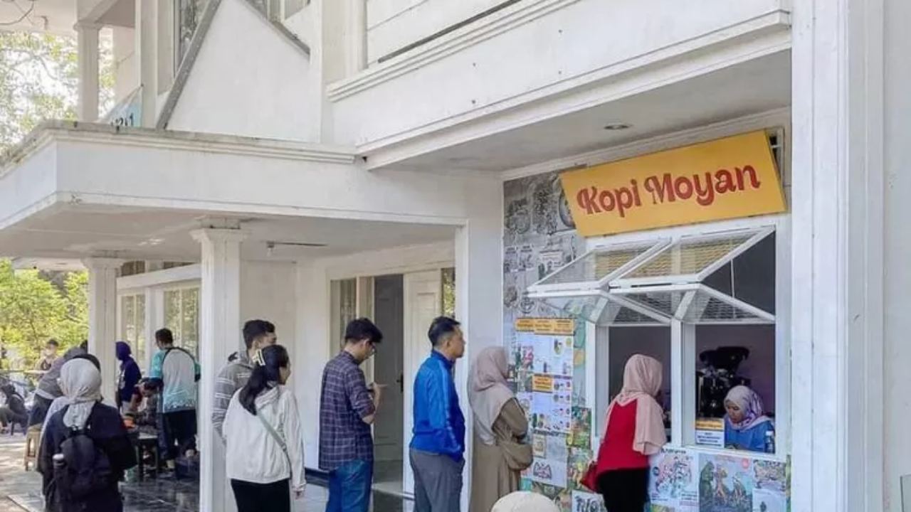 kopi moyan bandung.jpg