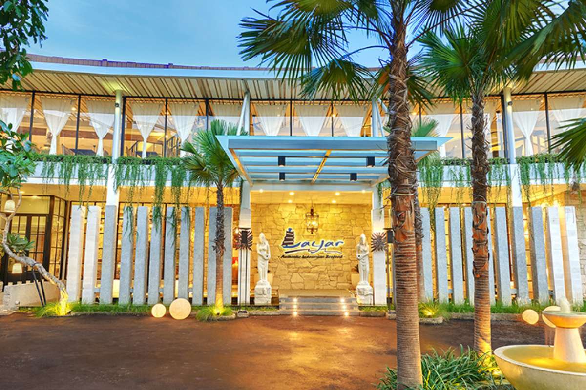 layar seafood surabaya