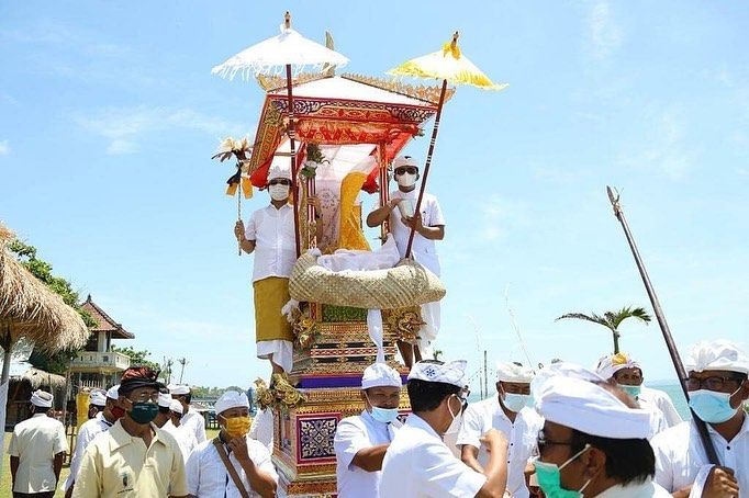 pantai seseh munggu.jpg
