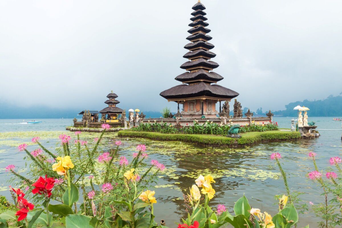 pura ulun danu beratan bedugul