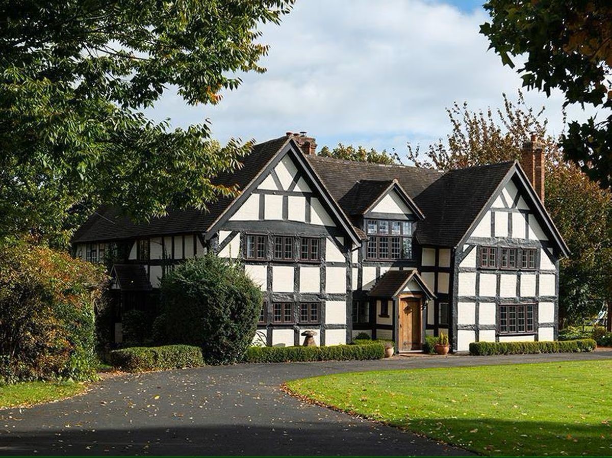 rumah gaya inggris 3.jpg