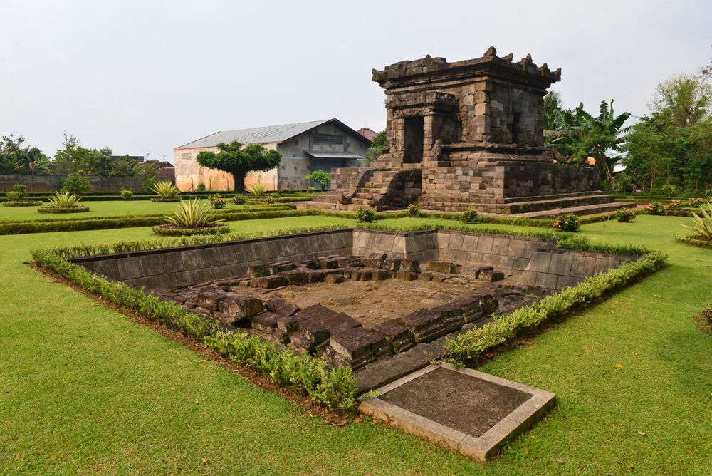 sejarah candi badut.jpg