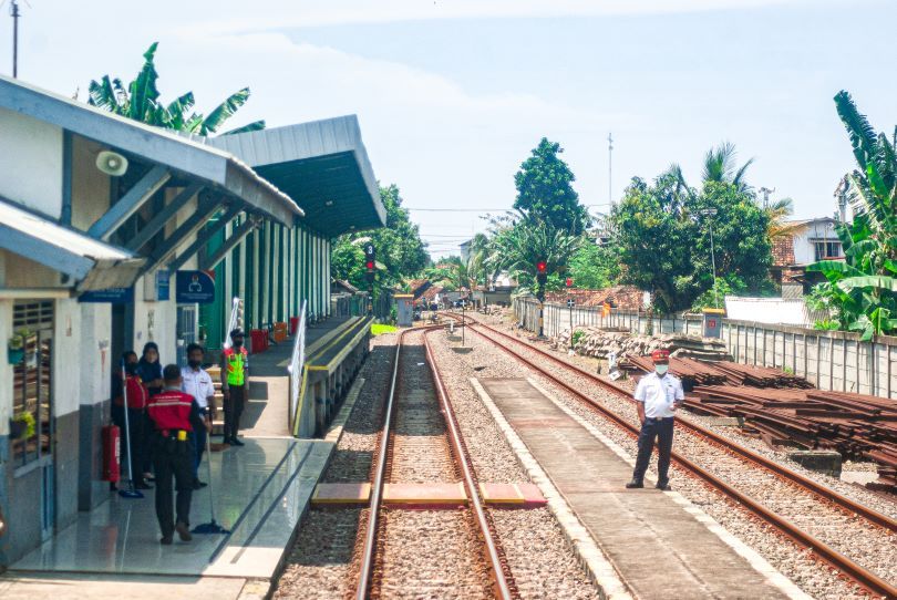 sejarah stasiun karangantu.jpg
