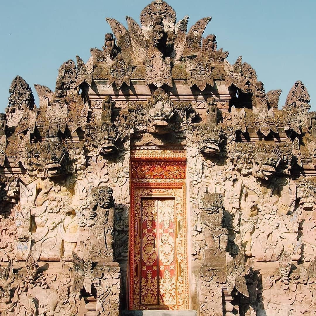 spot wisata dan tradisi spiritual.jpg