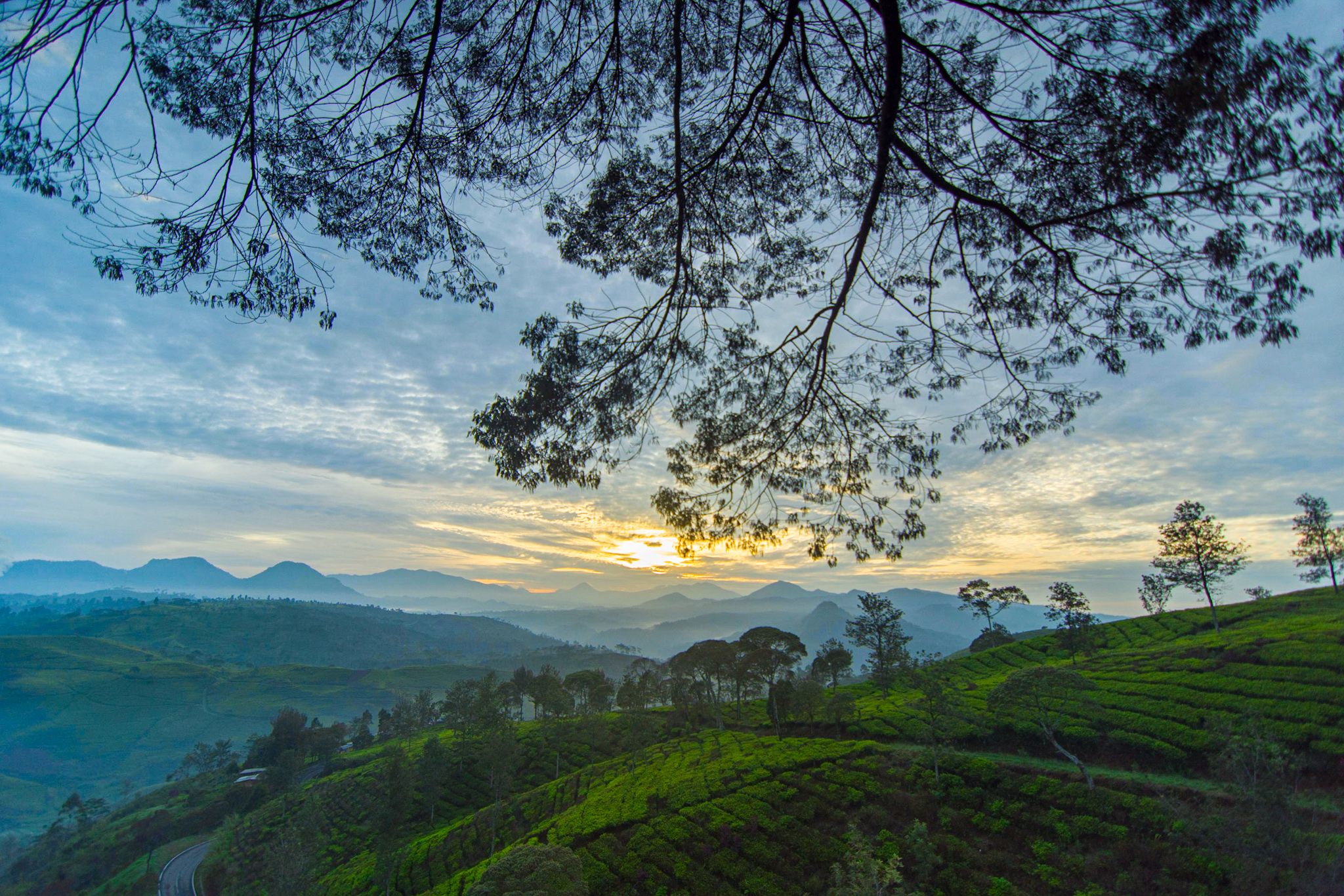 sunrise point cukul bandung.jpeg