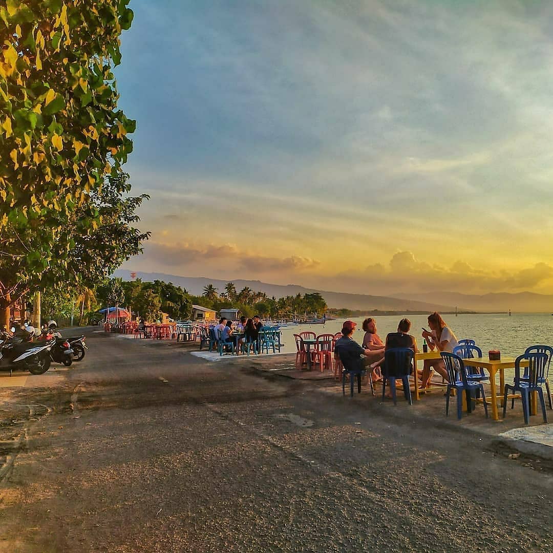 sunset pantai penimbangan.jpg