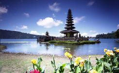 Eksotisme Danau Beratan, Situs Wisata yang Memesona di Tabanan