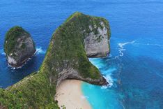 Ulasan Nusa Penida | Destinasi Wisata Alam Memukau di Bali
