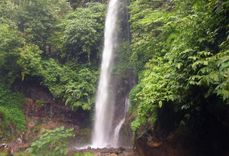 Daya Tarik Air Terjun Grenjengan beserta Harga Tiket Masuknya