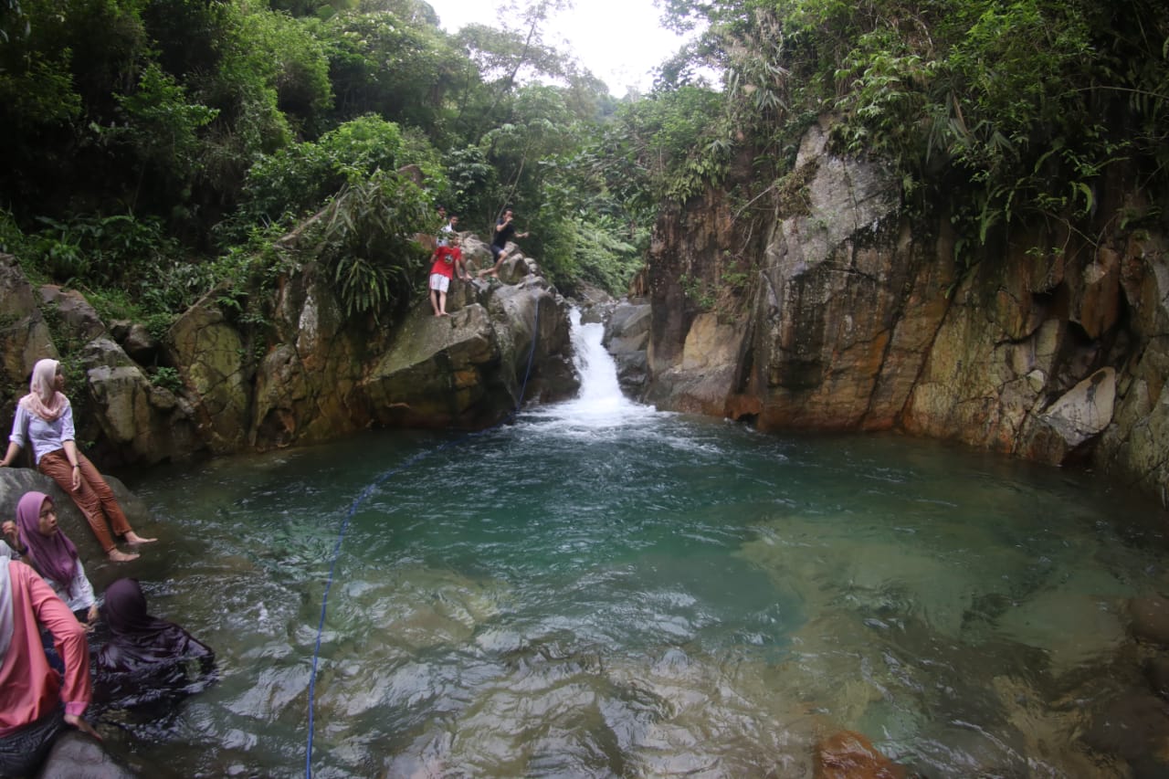 tiket masuk curug leuwi lieuk.jpg